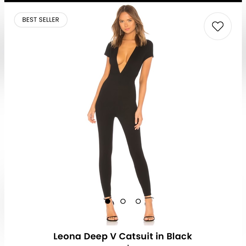 Leona Deep V Catsuit in Black
superdown